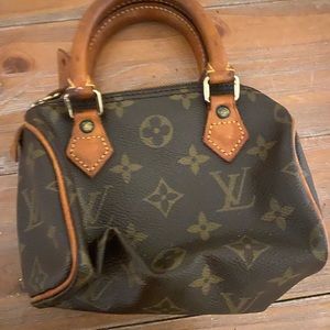 Authentic Louis Vuitton Purse